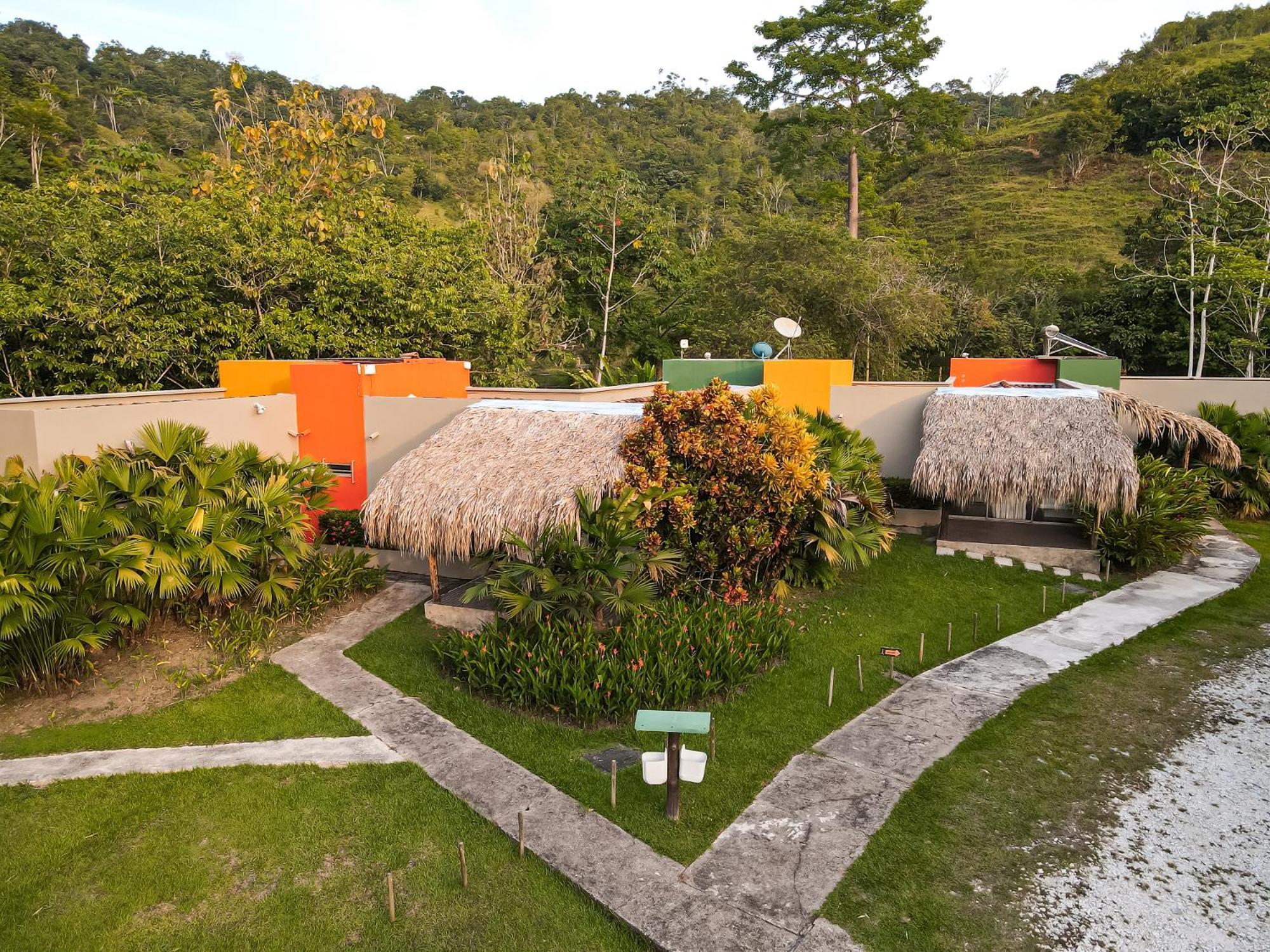 Los Colores Ecoparque Doradal Kültér fotó